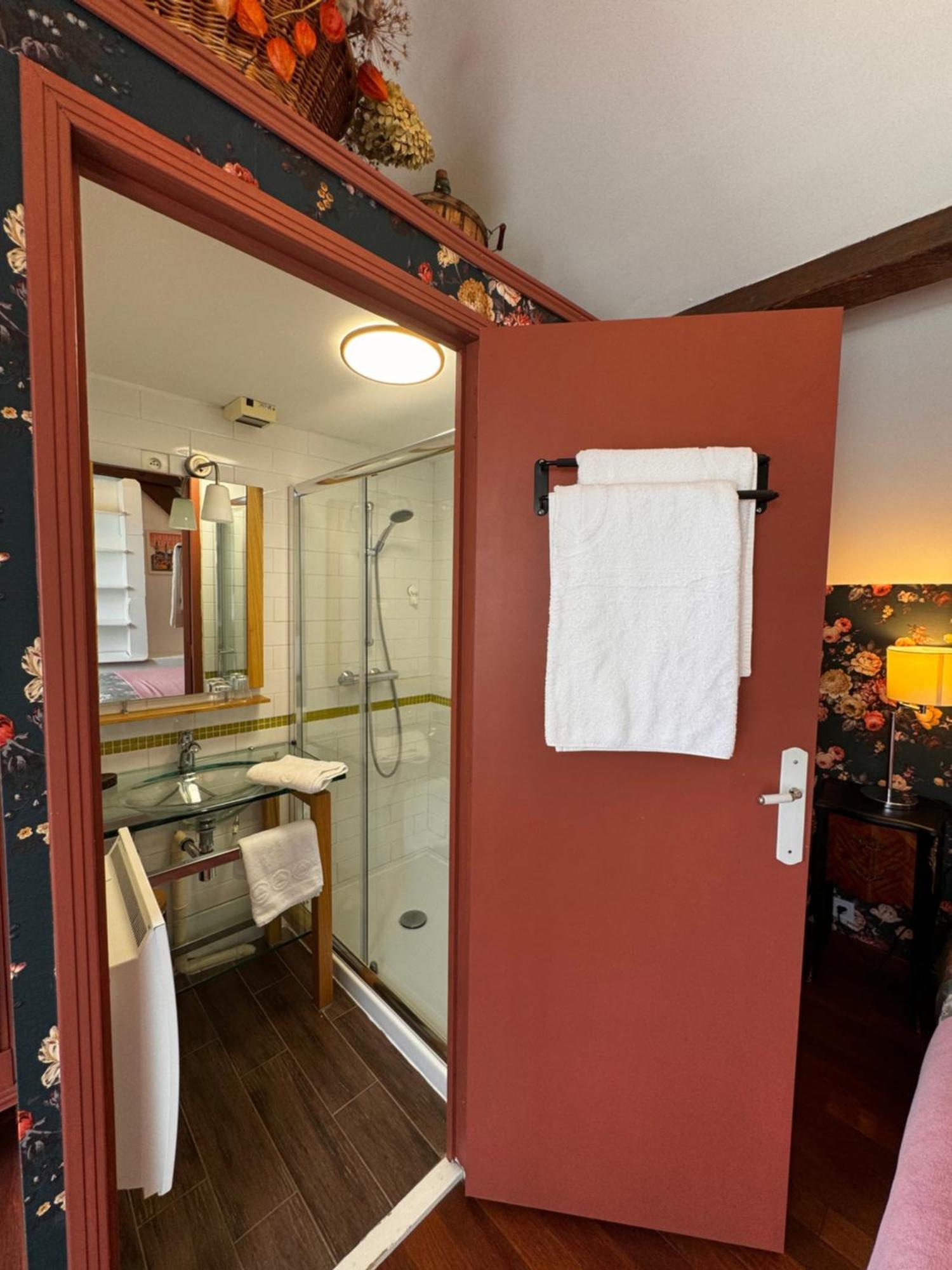 La Niche Hotel Richebourg  Exterior photo